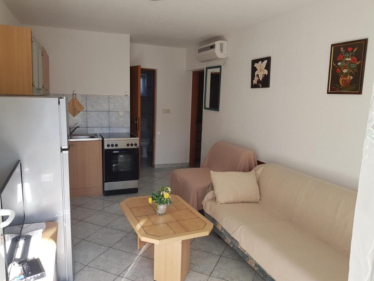 Astra Apartment Vir Ngoại thất bức ảnh